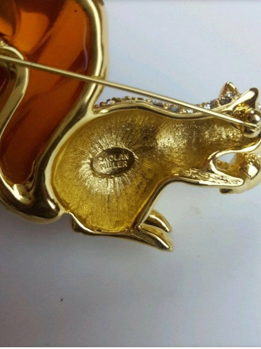 Swarovski Rhinestone & Amber Lucite Squirrel Nolan Miller Brooch Pin - Picture 5 of 10